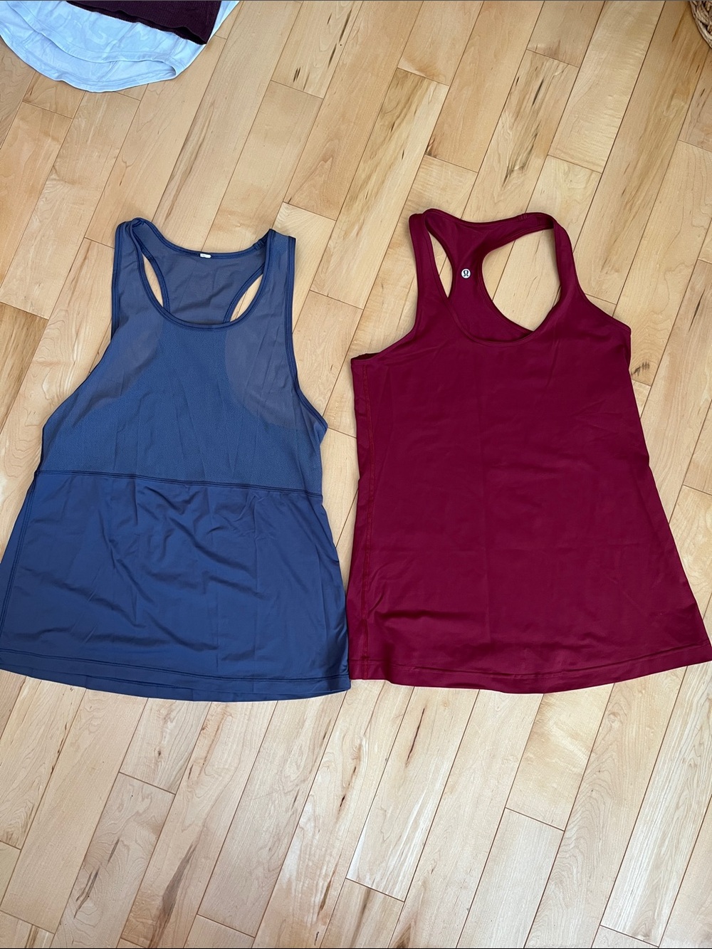 lululemon athletica Women's Navy Blue & Burgundy Racerback Tank Tops